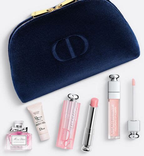 Beauty case e trousse Dior per il make up e cosmetici.